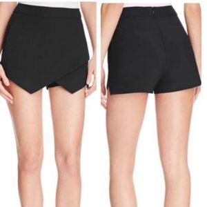 Black skort by Aqua size Large.